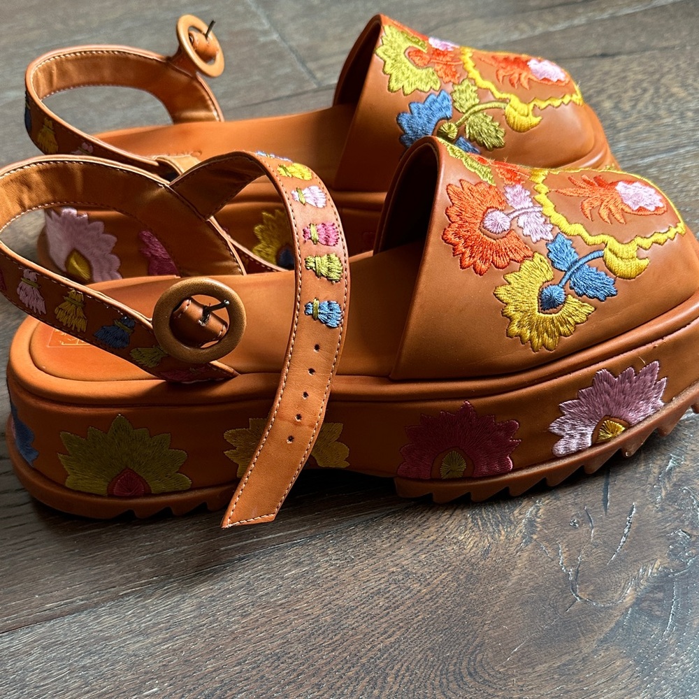 Farm Rio Embroidered Platform Sandals - Picture 3 of 4